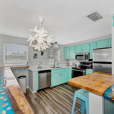 Mermaid House With Pool Jacuzzi Steps To Siesta Key Beach Sarasota Eksteriør billede
