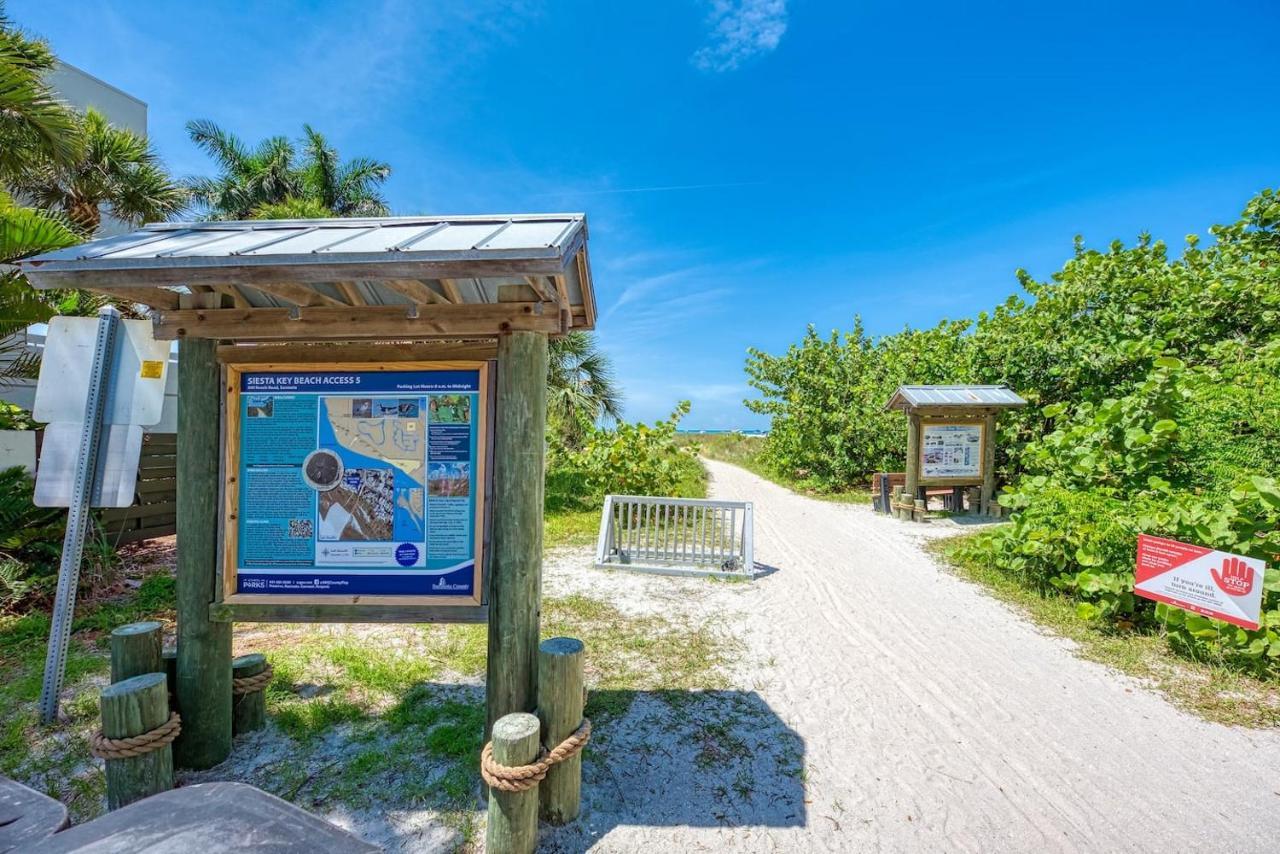 Mermaid House With Pool Jacuzzi Steps To Siesta Key Beach Sarasota Eksteriør billede