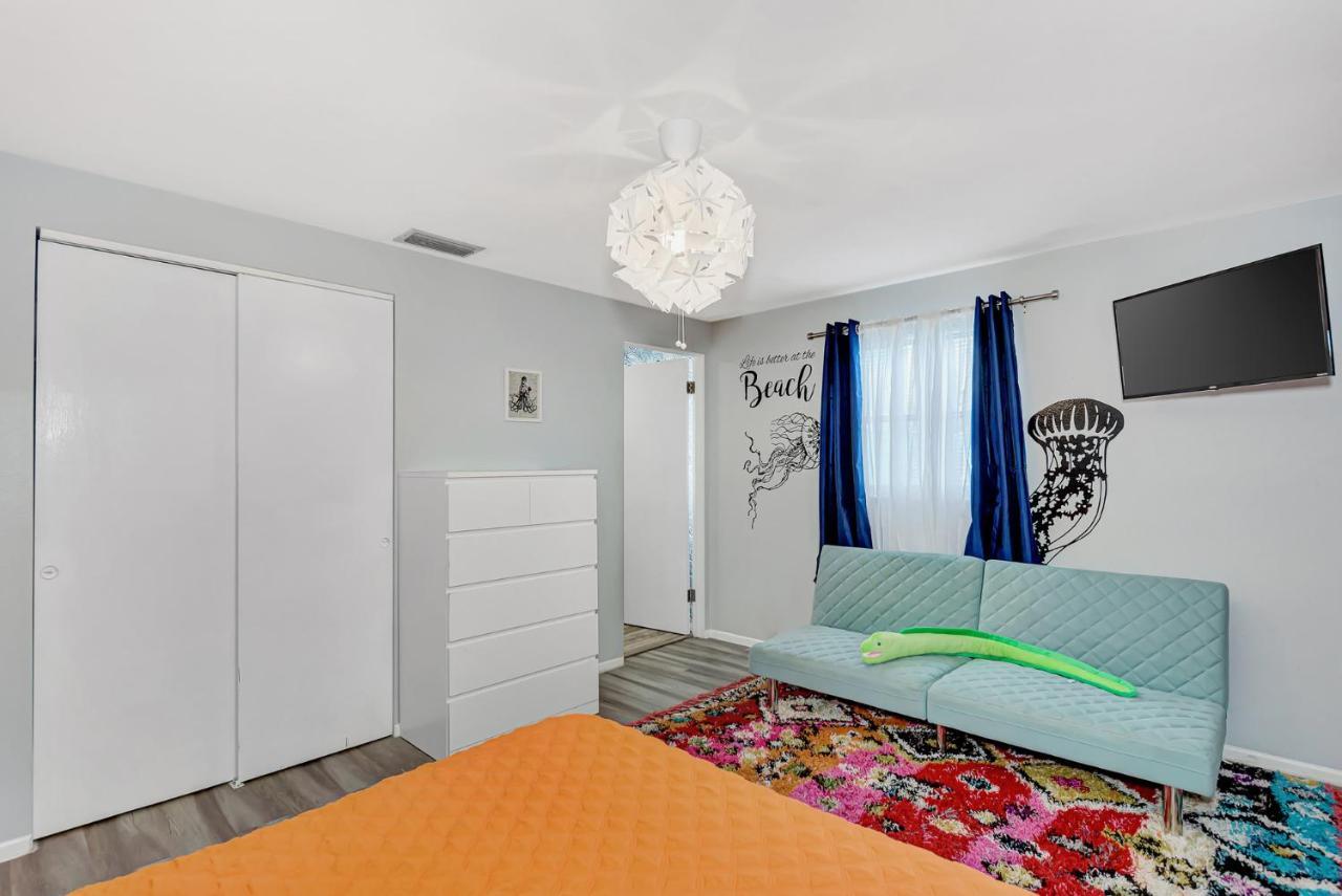 Mermaid House With Pool Jacuzzi Steps To Siesta Key Beach Sarasota Eksteriør billede